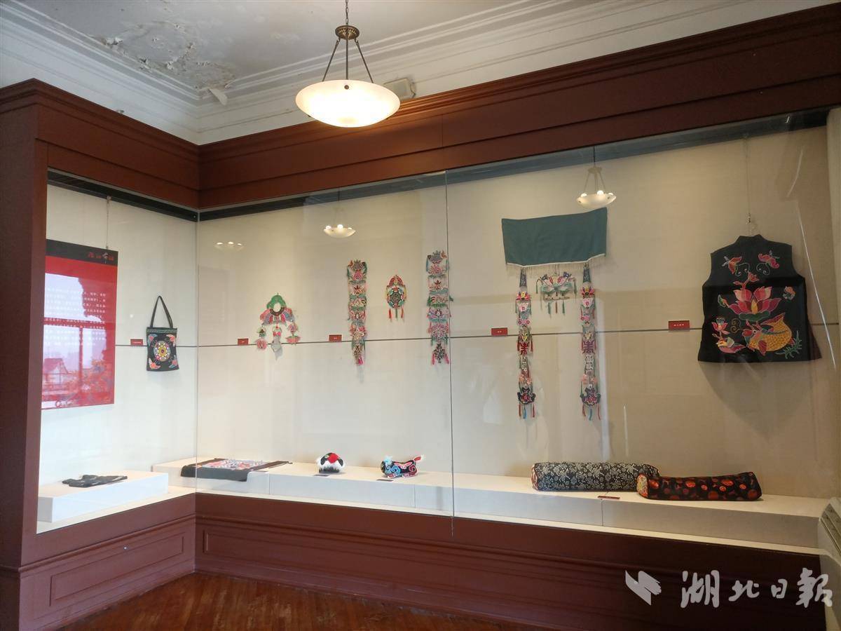 抢庄牛牛棋牌最火